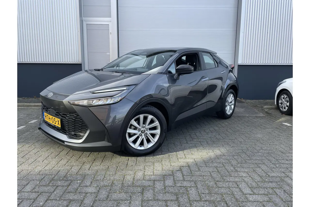 Toyota C-HR 1.8 Hybrid 140 Active 2025, foto 1