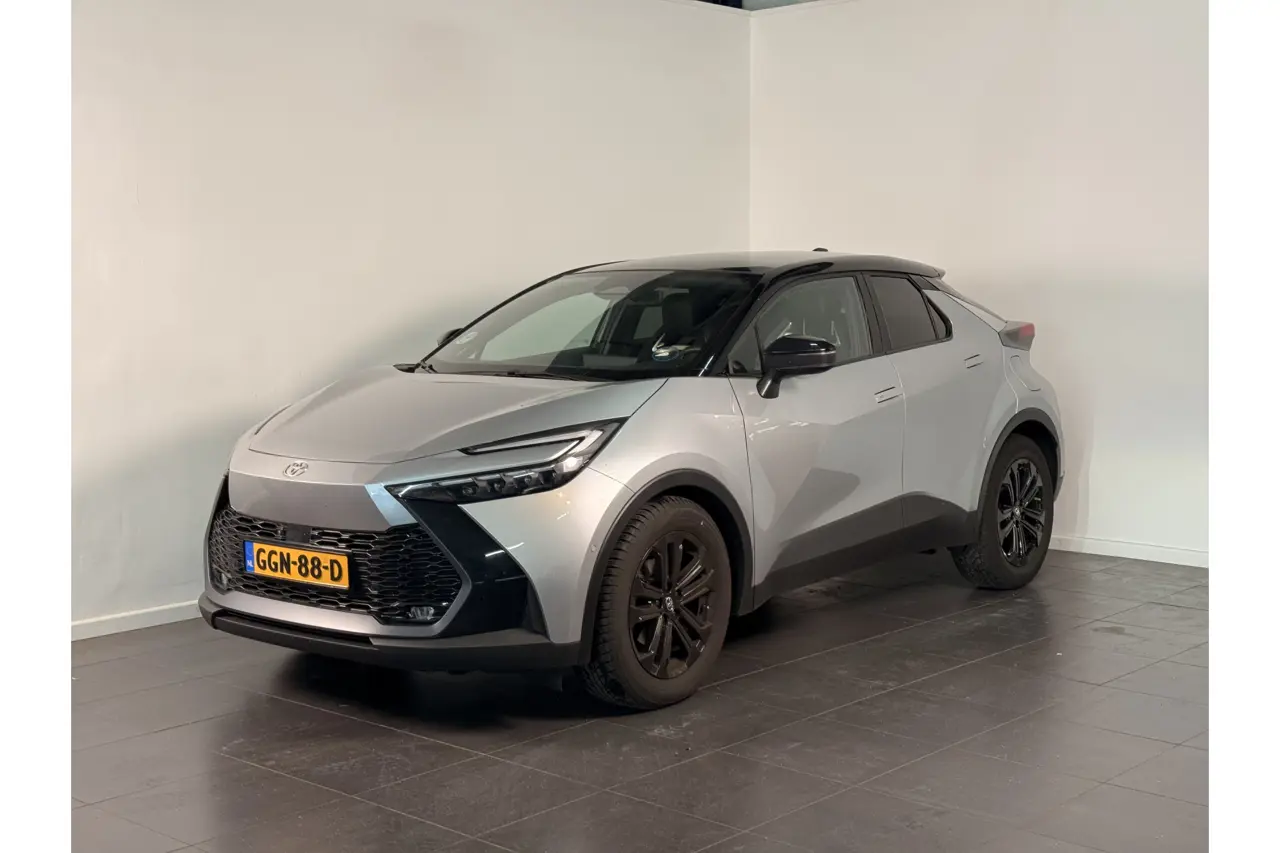 Toyota C-HR 2.0 Hybrid 200 Executive 2024, foto 1
