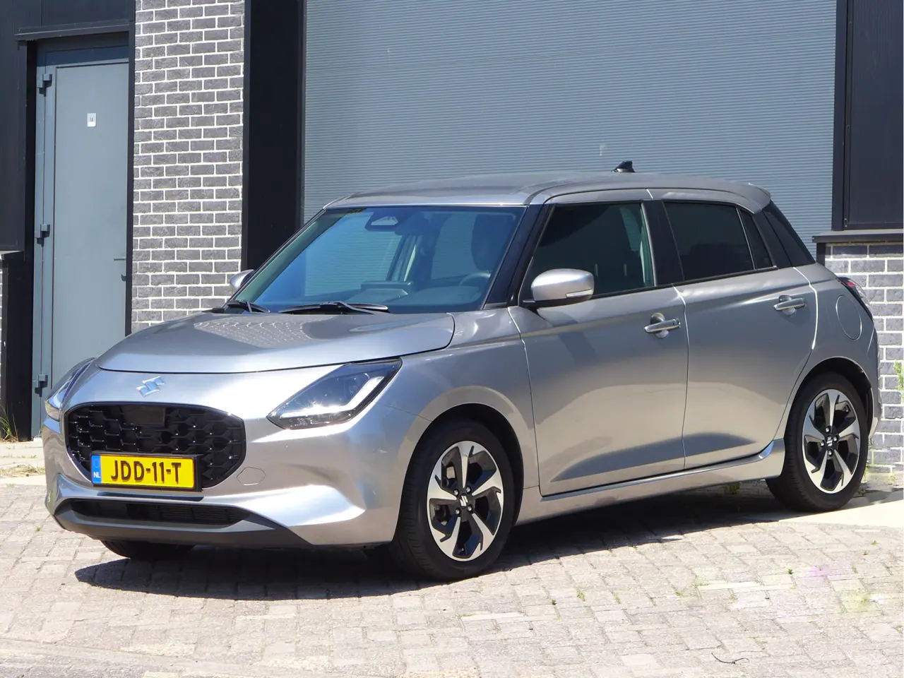 Suzuki Swift 1.2 Style Smart Hybrid 2025, foto 1