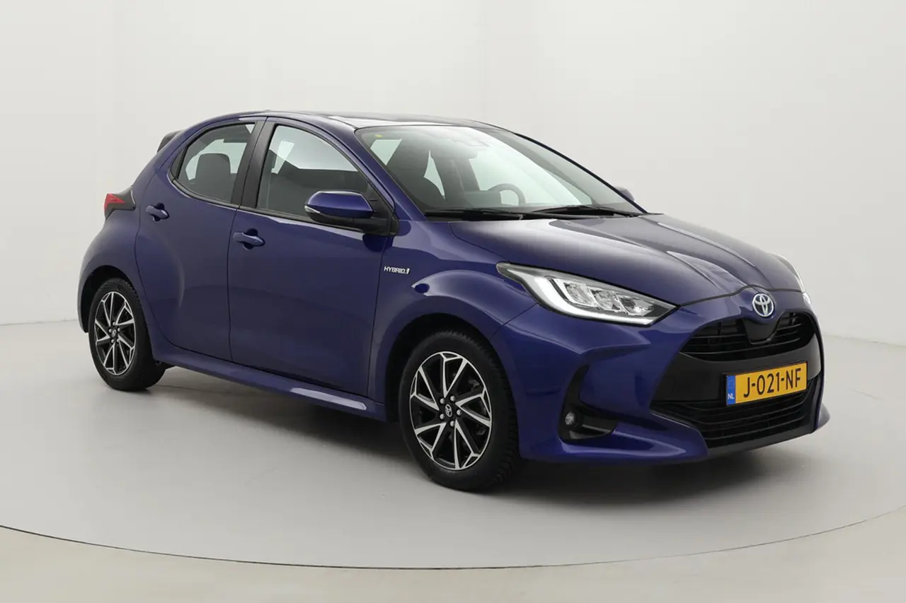 Toyota Yaris 1.5 Hybrid First Edition 2020, foto 1