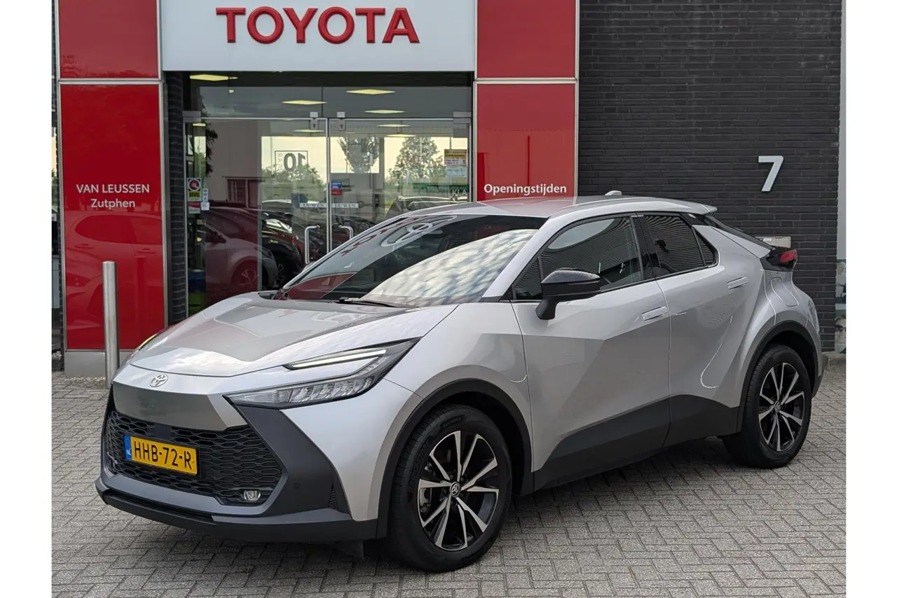 Toyota C-HR 2.0 Plug-In Hybrid 220 Dynamic 2025, foto 1