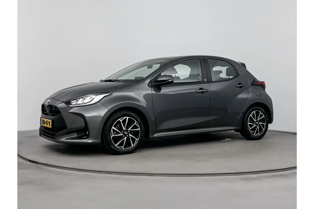 Toyota Yaris 1.5 Hybrid Dynamic 2022, foto 1