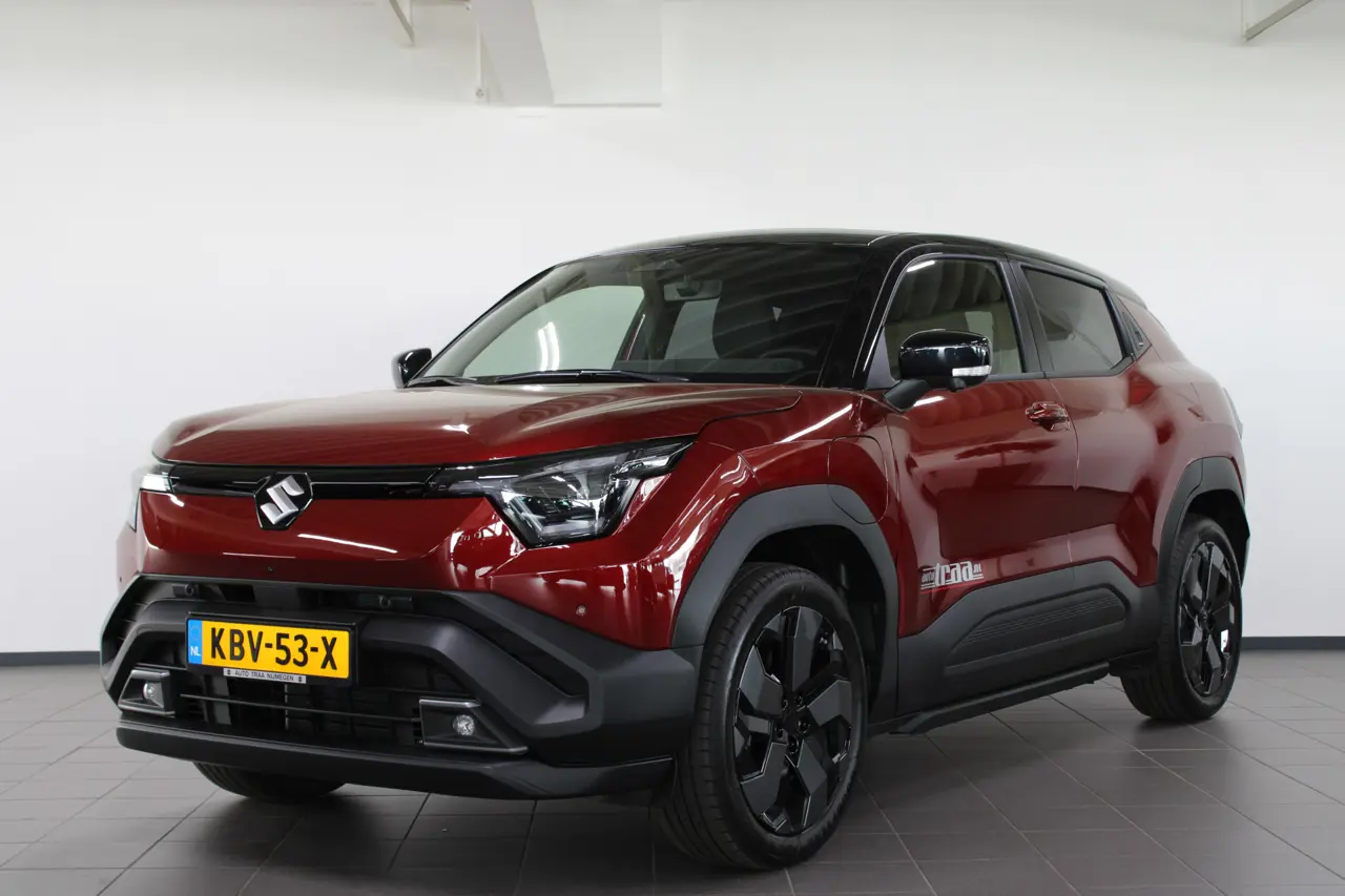 Suzuki e Vitara Style 61 kWh 2026, foto 1