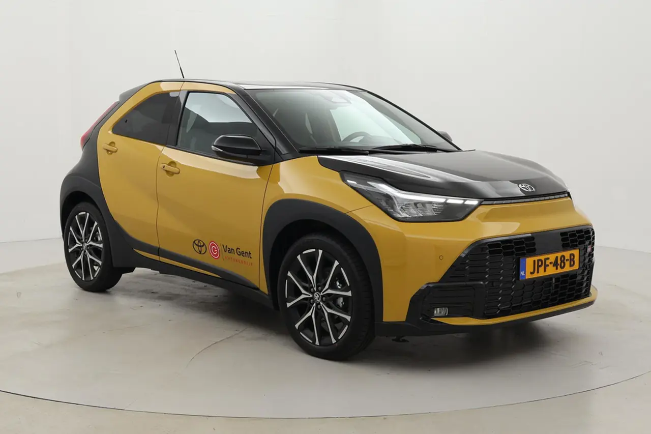 Toyota Aygo X Hybrid 115 Gr Sport 2025, foto 1