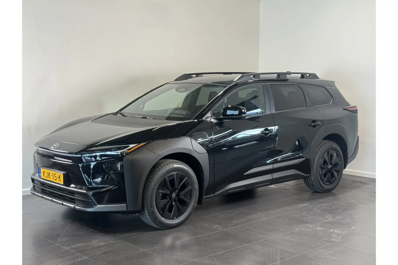 Toyota bZ4X Dynamic 75 kWh 2026, foto 1