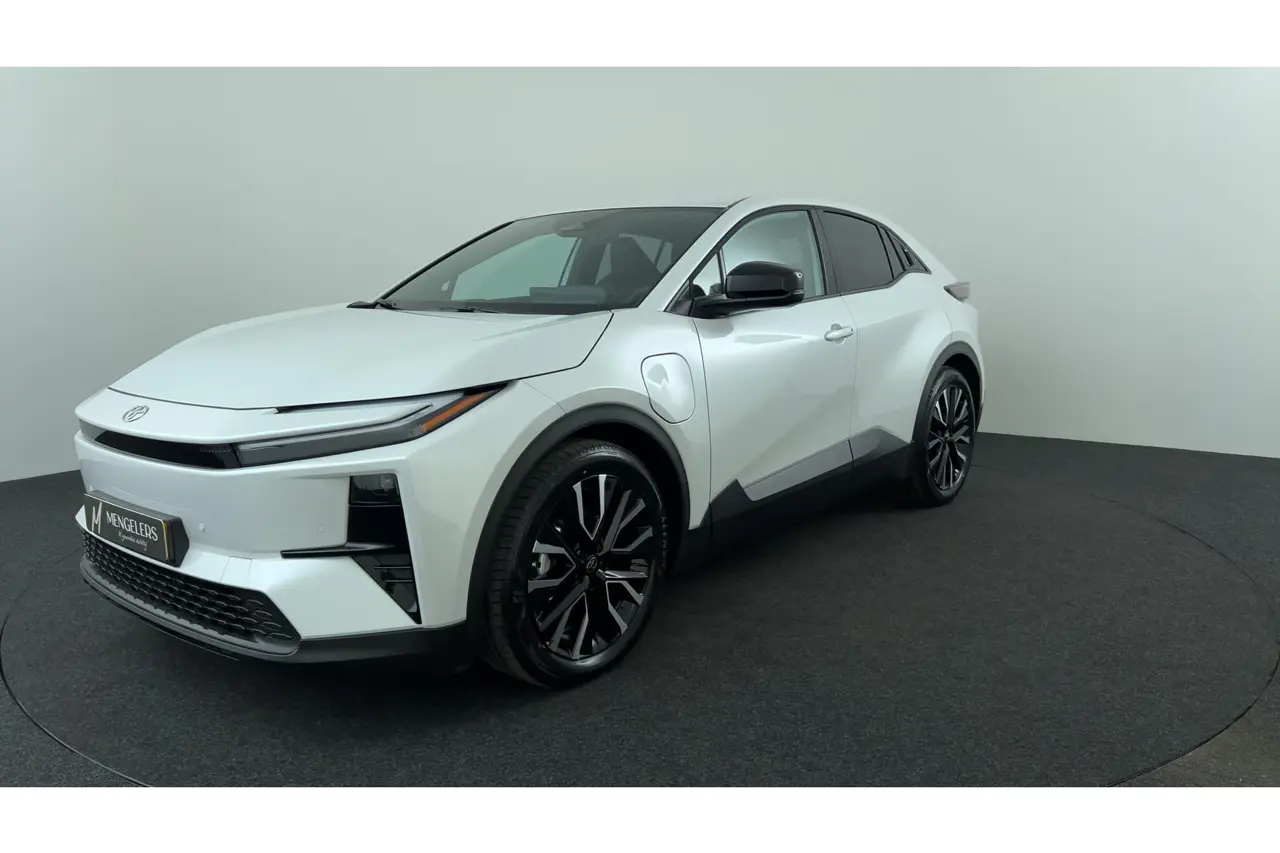 Toyota C-HR First Edition 77 kWh 2026, foto 1