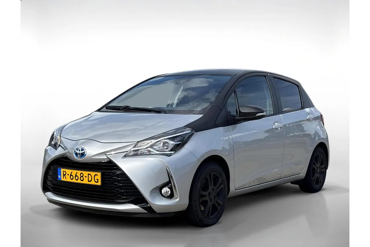 Toyota Yaris 1.5 Hybrid Dynamic 2019, foto 1