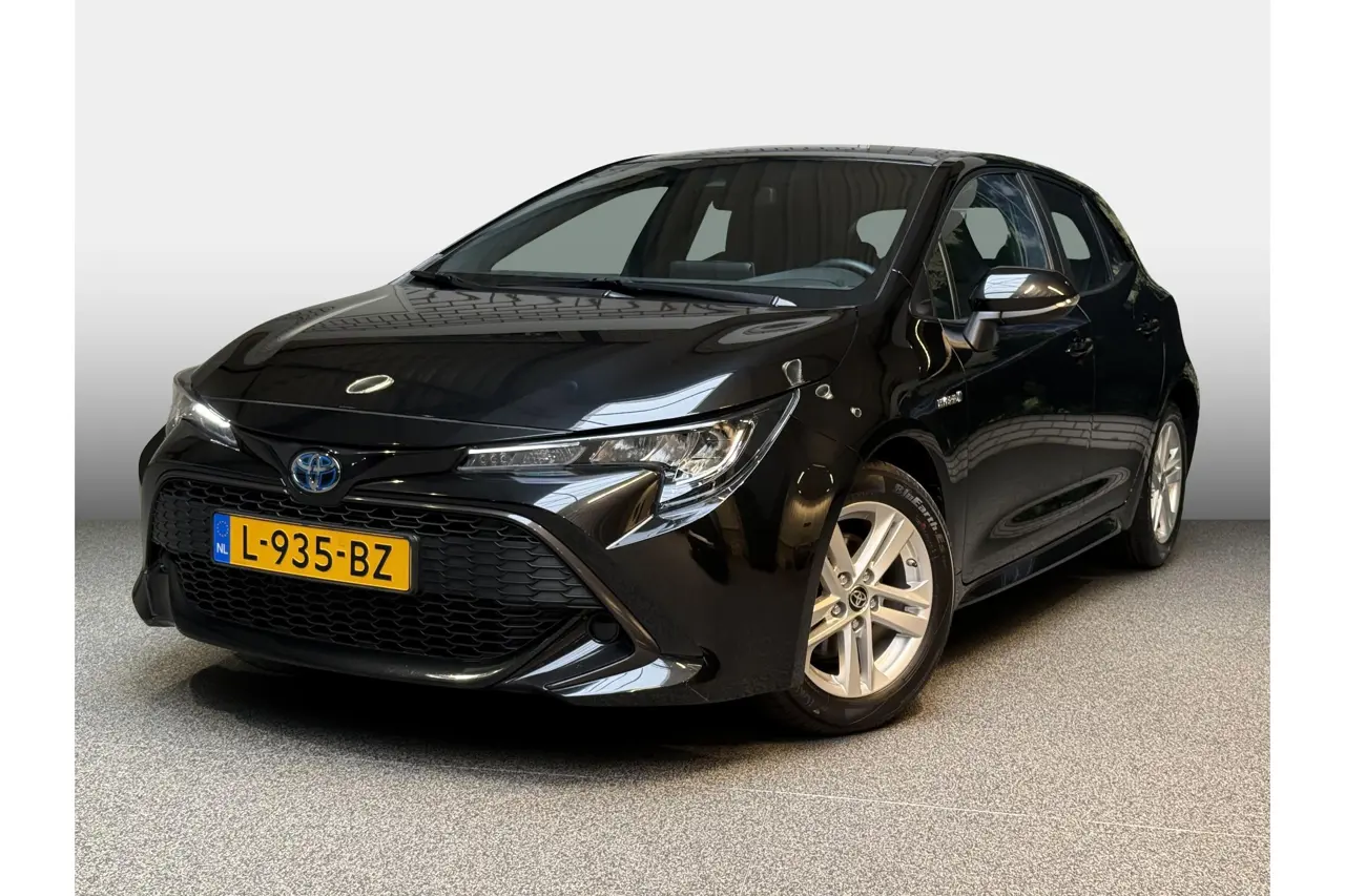 Toyota Corolla 1.8 Hybrid Active 2021, foto 1