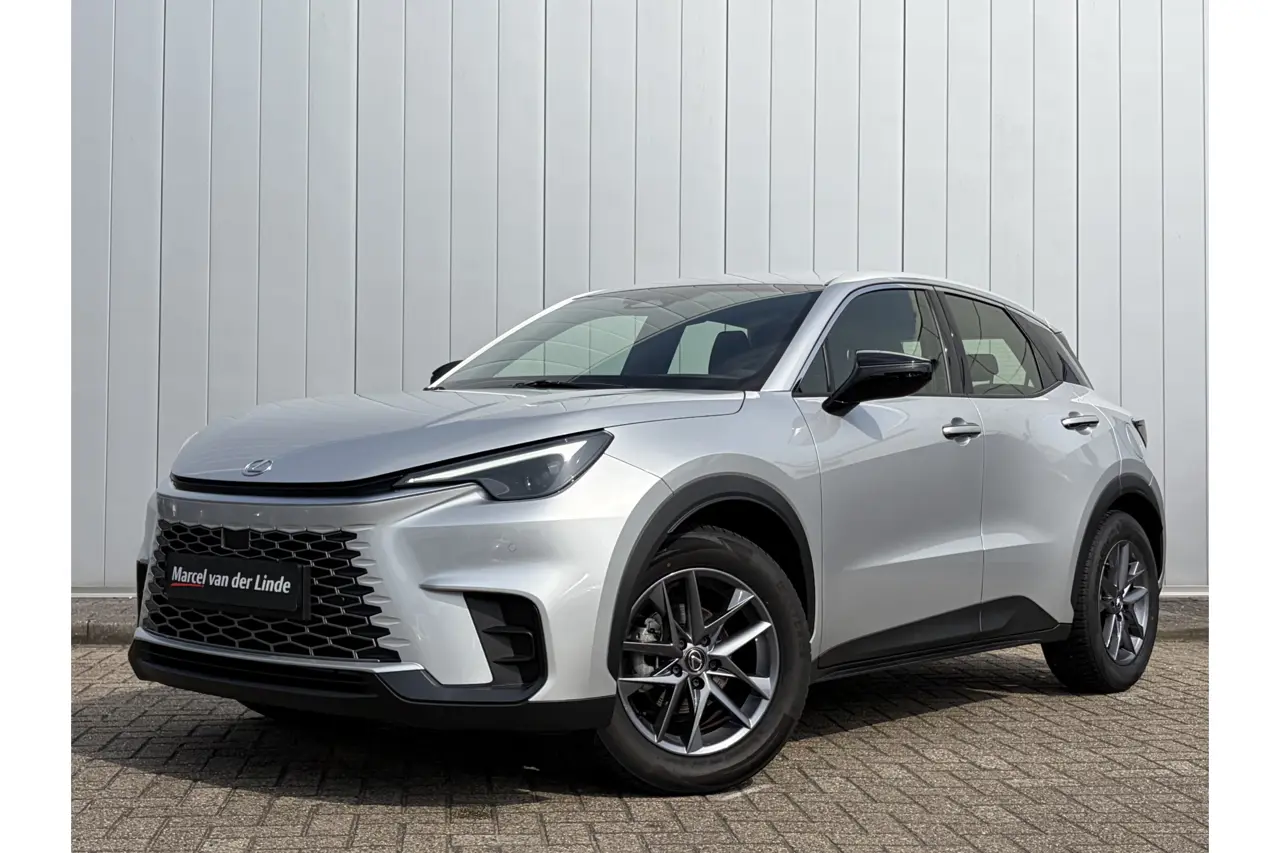 Lexus LBX Business Line 2Wd Parkeer En Dodehoek Sensoren Stoel Stuur Verwarming 2025, foto 1