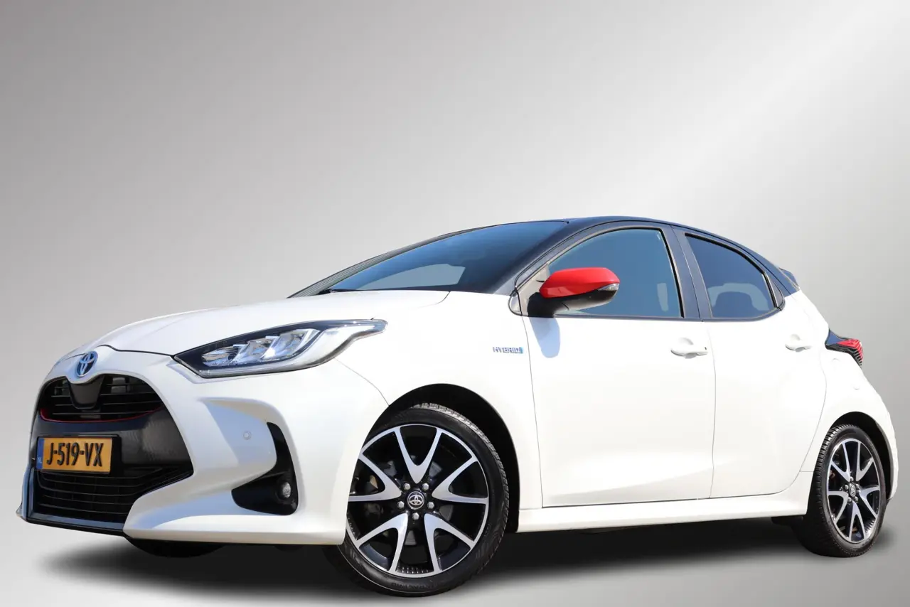 Toyota Yaris 1.5 Hybrid Executive, 2020, foto 1