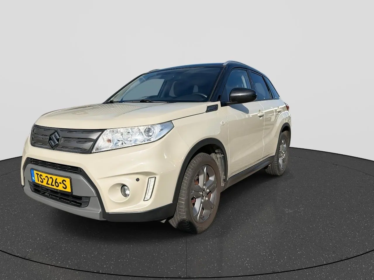 Suzuki Vitara 1.6 Exclusive 2016, foto 1