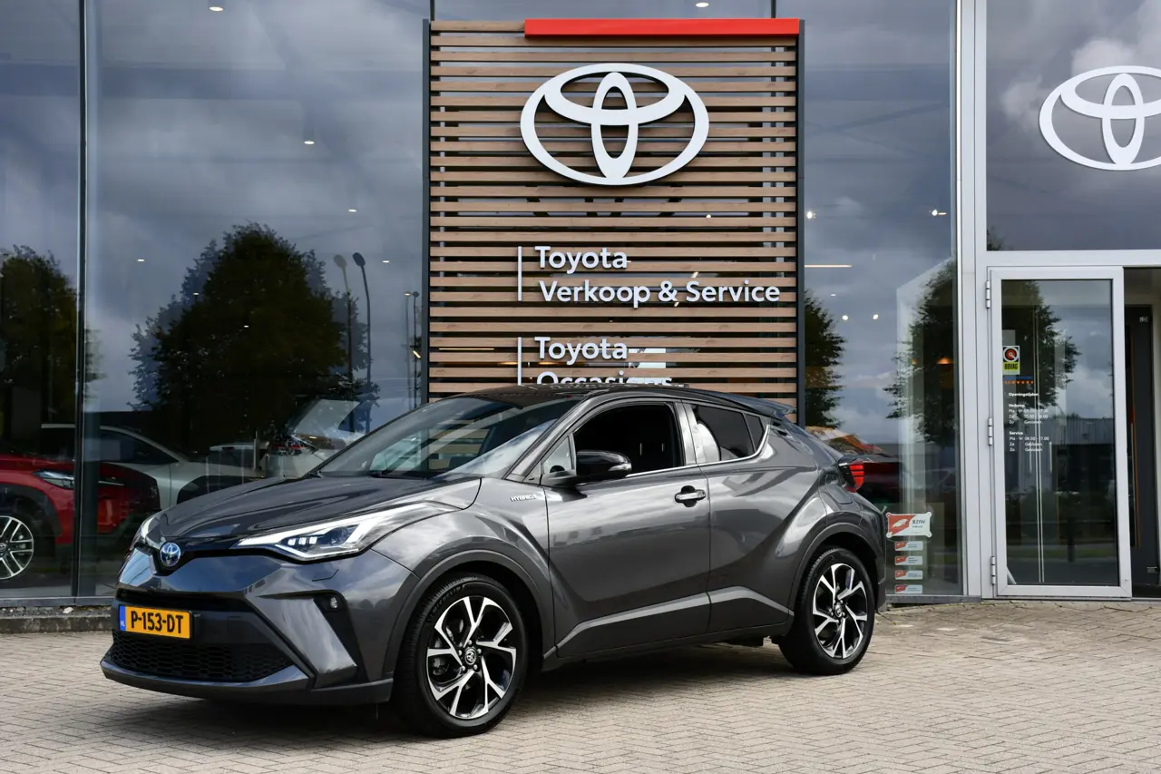Toyota C-HR 1.8 Hybrid Bi-Tone Limited Automaat 122Pk 2021, foto 1