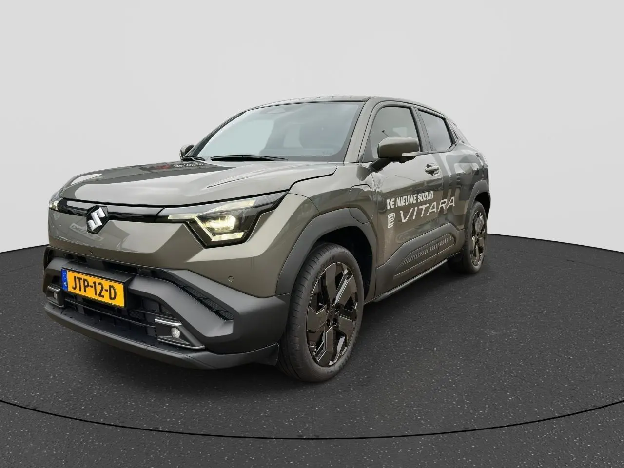 Suzuki e Vitara Style 61 kWh 2026, foto 1
