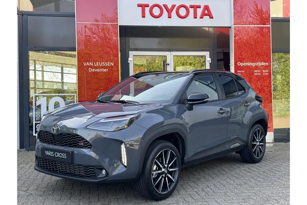 Toyota Yaris Cross 1.5 Hybrid 130 Gr Sport 2026, photo 1
