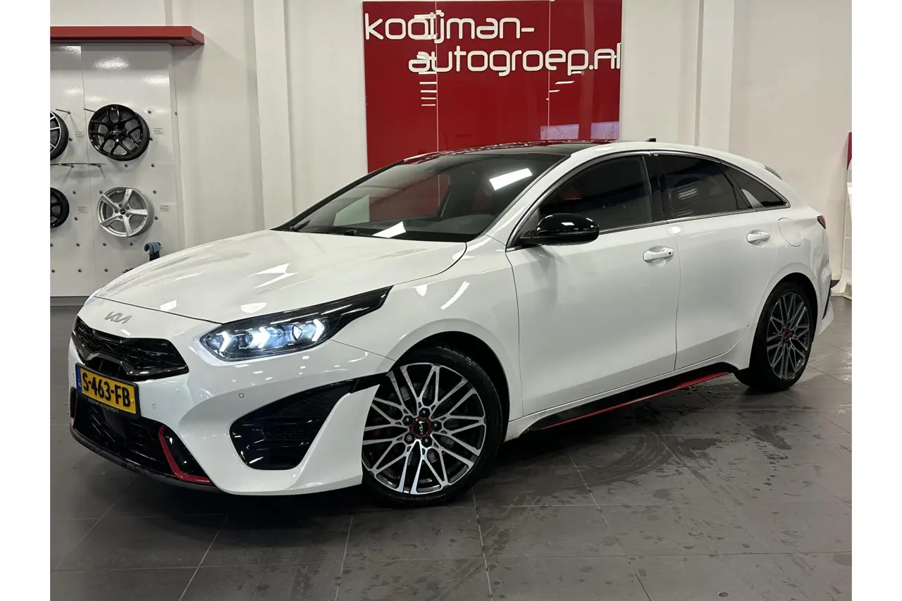 Kia ProCeed 1.6 T-Gdi Gt 2023, foto 1