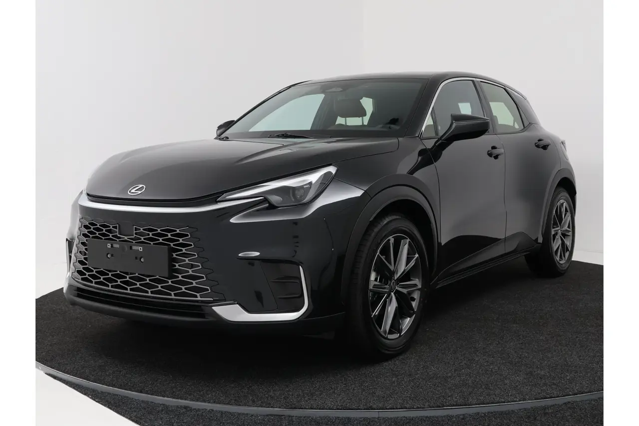 Lexus LBX Relax 2Wd 2026, foto 1