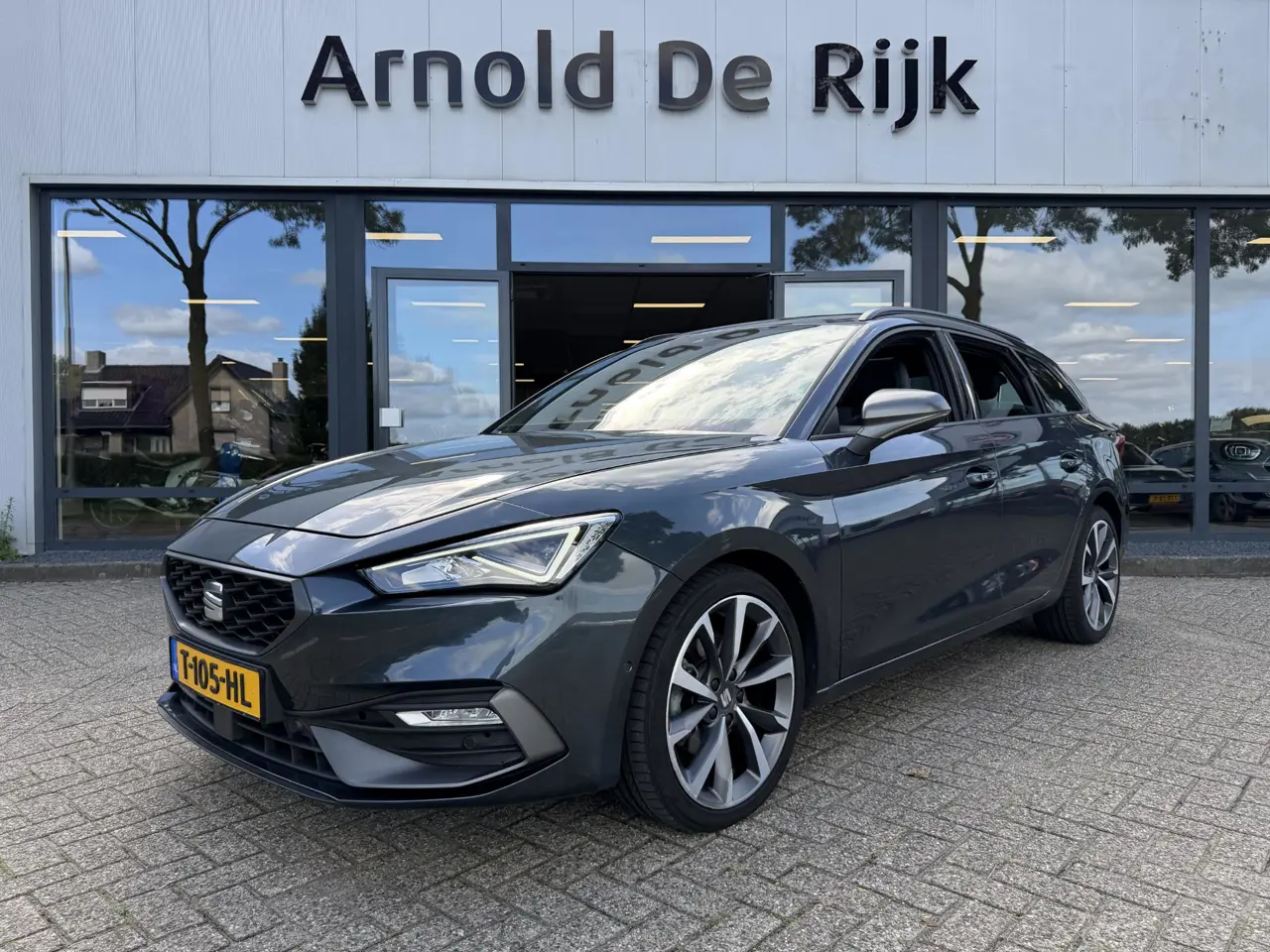 SEAT Leon Sportstourer 1.5 Etsi Fr Launch Edition 2021, foto 1