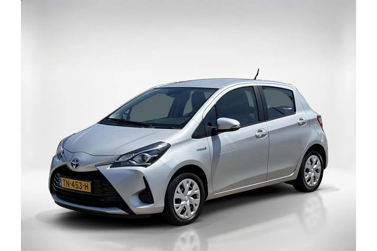 Toyota Yaris 1.5 Hybrid Active 2018, foto 1