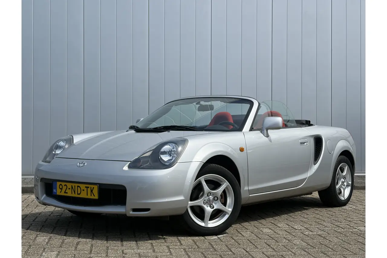 Toyota MR2 1.8-16V VVT-i Cabrio Uniek 44672 Km Rood Interieur 2000, foto 1
