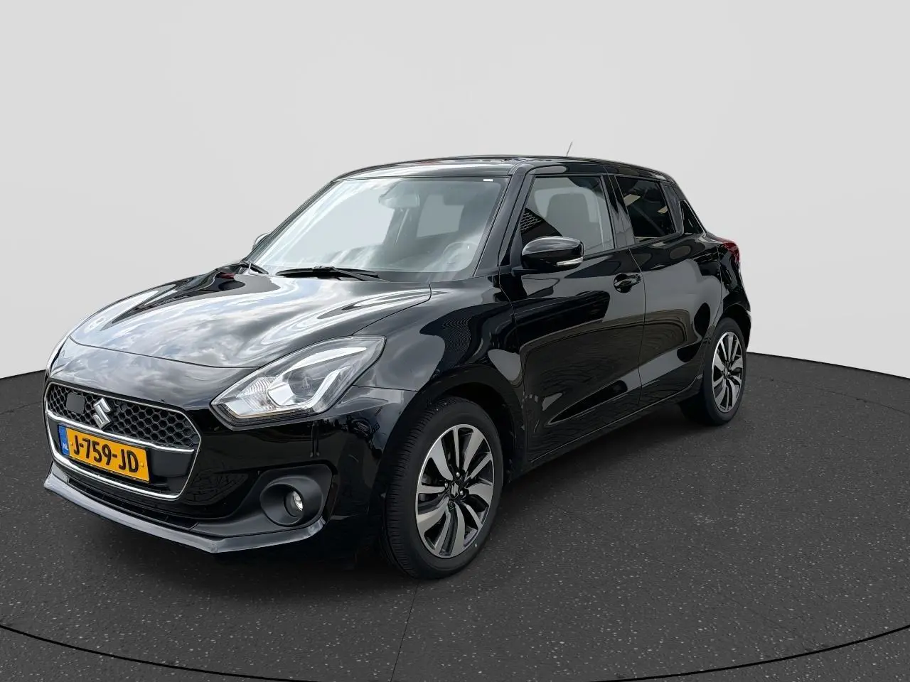 Suzuki Swift 1.2 Stijl 2020, foto 1