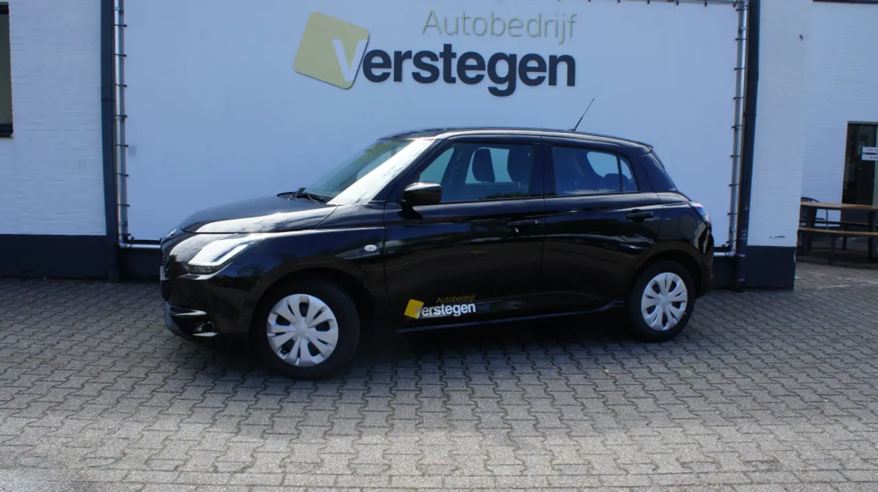 Suzuki Swift 1.2 Comfort Sm.Hyb. 2025, foto 1