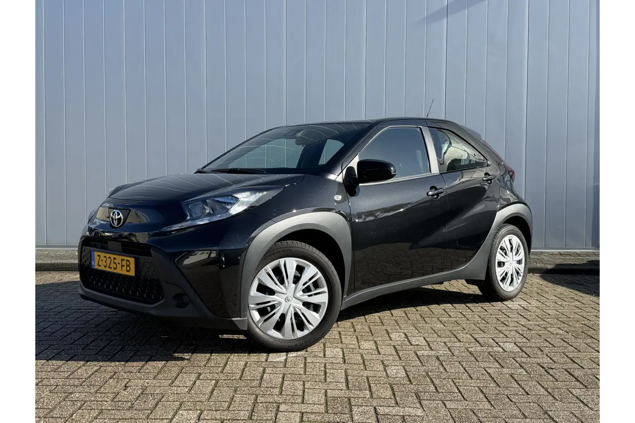 Toyota Aygo X 1.0 VVT-i Mt Play Carplay Cruise Camera 2024, foto 1
