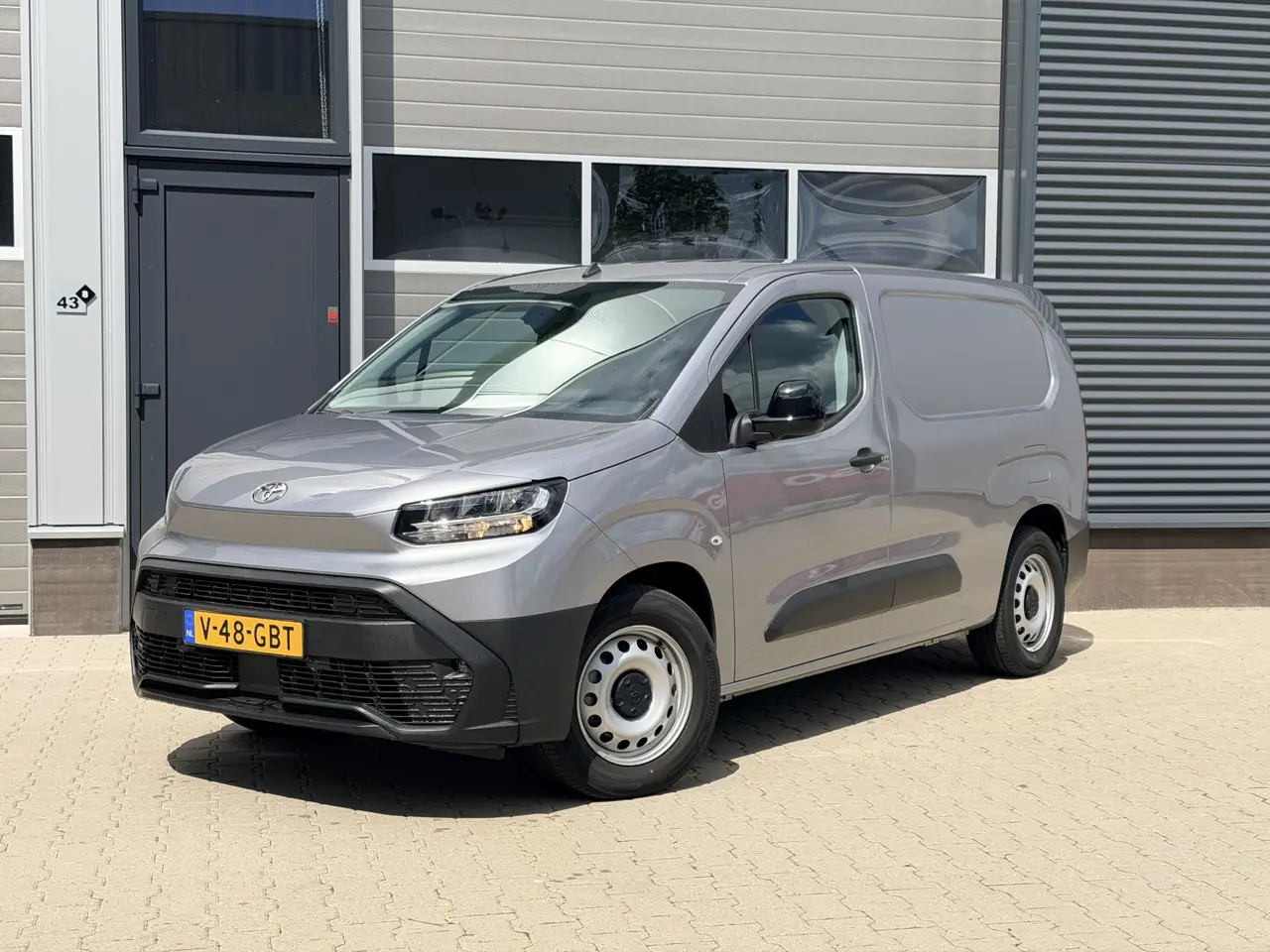 Toyota PROACE CITY Long Electric Navigator Met Stoel 50Kwh L2 2025, foto 1