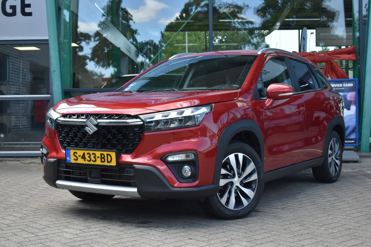 Suzuki S-Cross 1.4 Boosterjet Smart Hybrid Select Handgeschakeld 130Pk 2022, foto 1