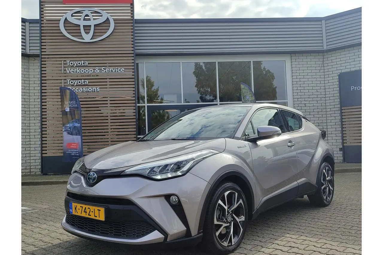 Toyota C-HR 1.8 Hybrid Dynamic 2021, foto 1