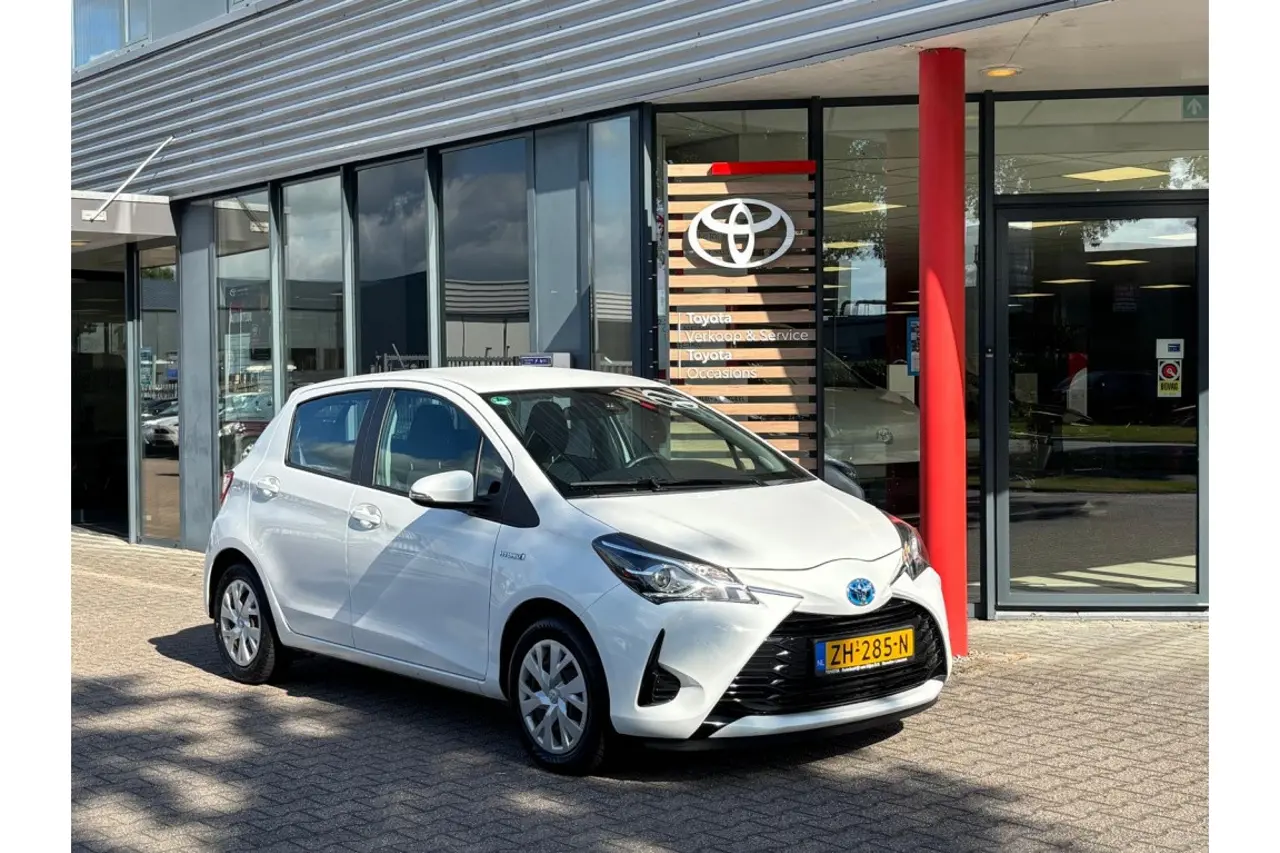 Toyota Yaris 1.5 Hyb. Active 2019, foto 1