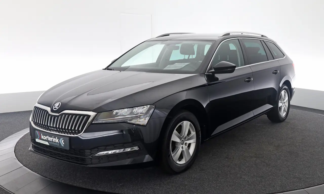 Škoda Superb Combi 1.5 TSI Act Business Edition 2021, foto 1