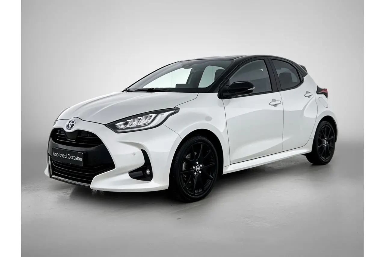 Toyota Yaris 1.5 Hybrid Executive 2022, foto 1