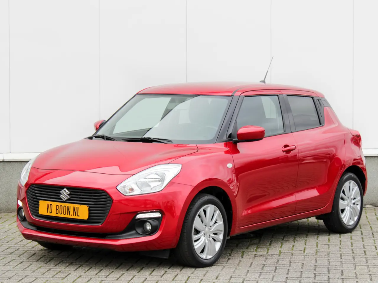 Suzuki Swift 1.2 Select 2018, foto 1