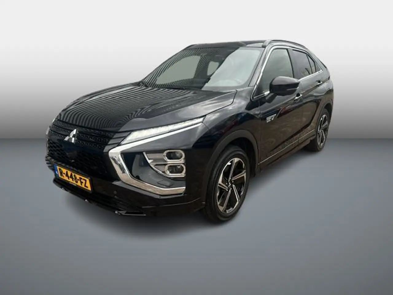 Mitsubishi Eclipse Cross 2.4 PHEV Executive 2022, foto 1