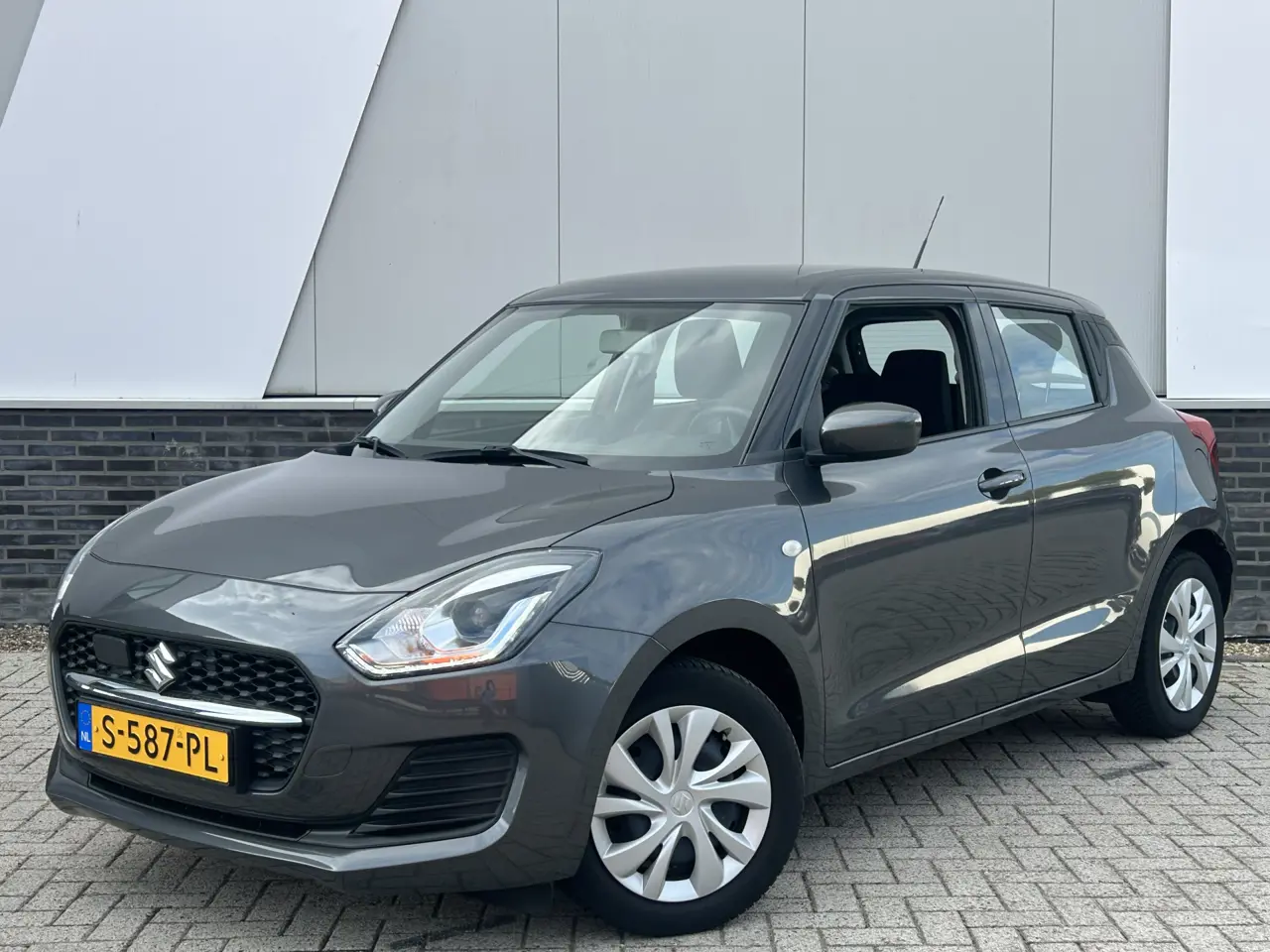 Suzuki Swift 1.2 Comfort Smart Hybrid Ad Cruise Radio Cd Met Bluetooth Airco 2023, foto 1
