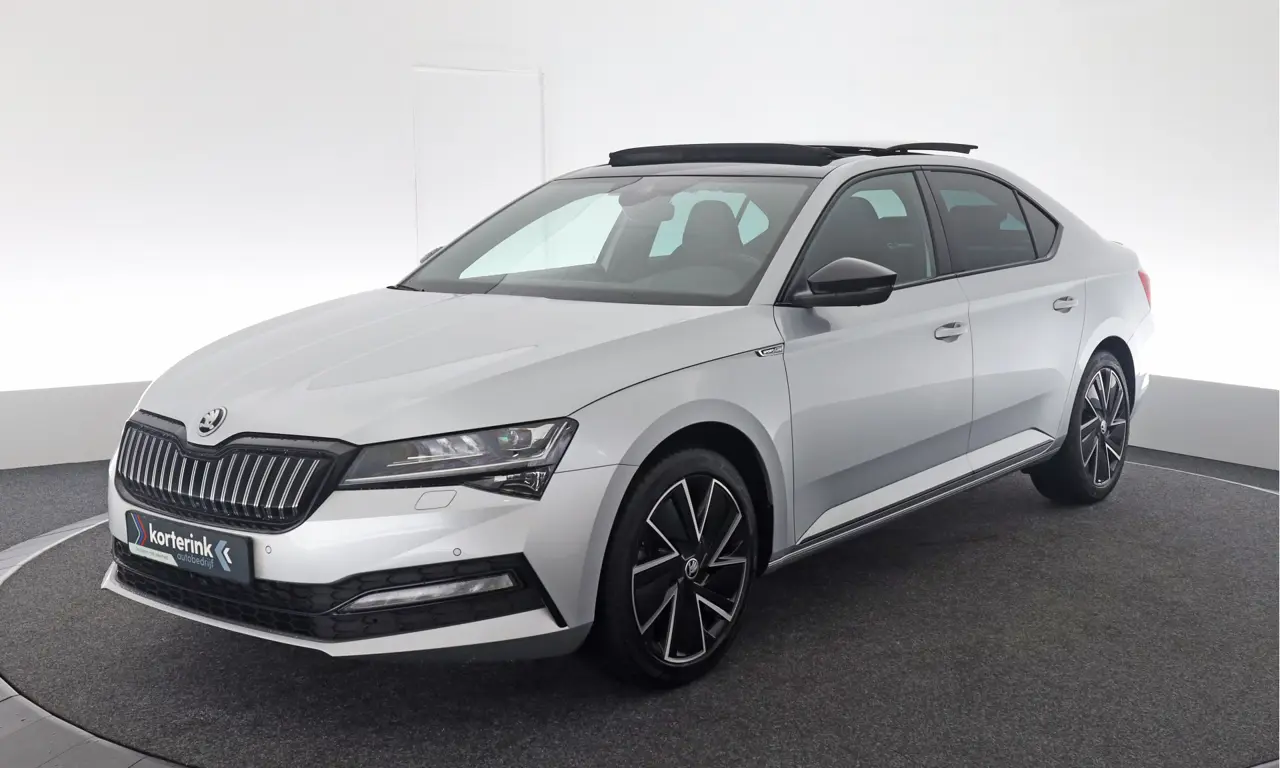 Škoda Superb 1.4 TSI Iv Sportline Business 2023, foto 1