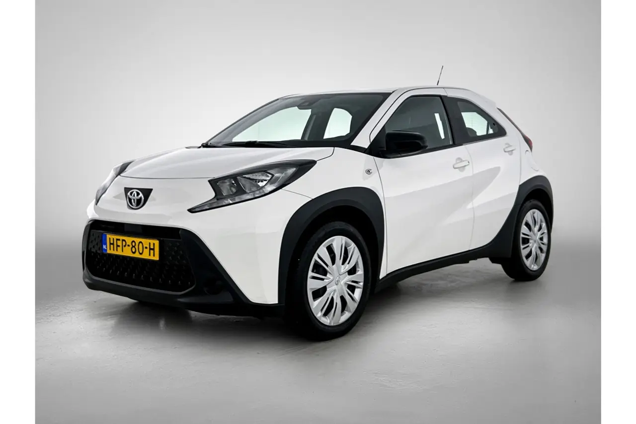 Toyota Aygo X 1.0 VVT-i MT Play 2025, foto 1