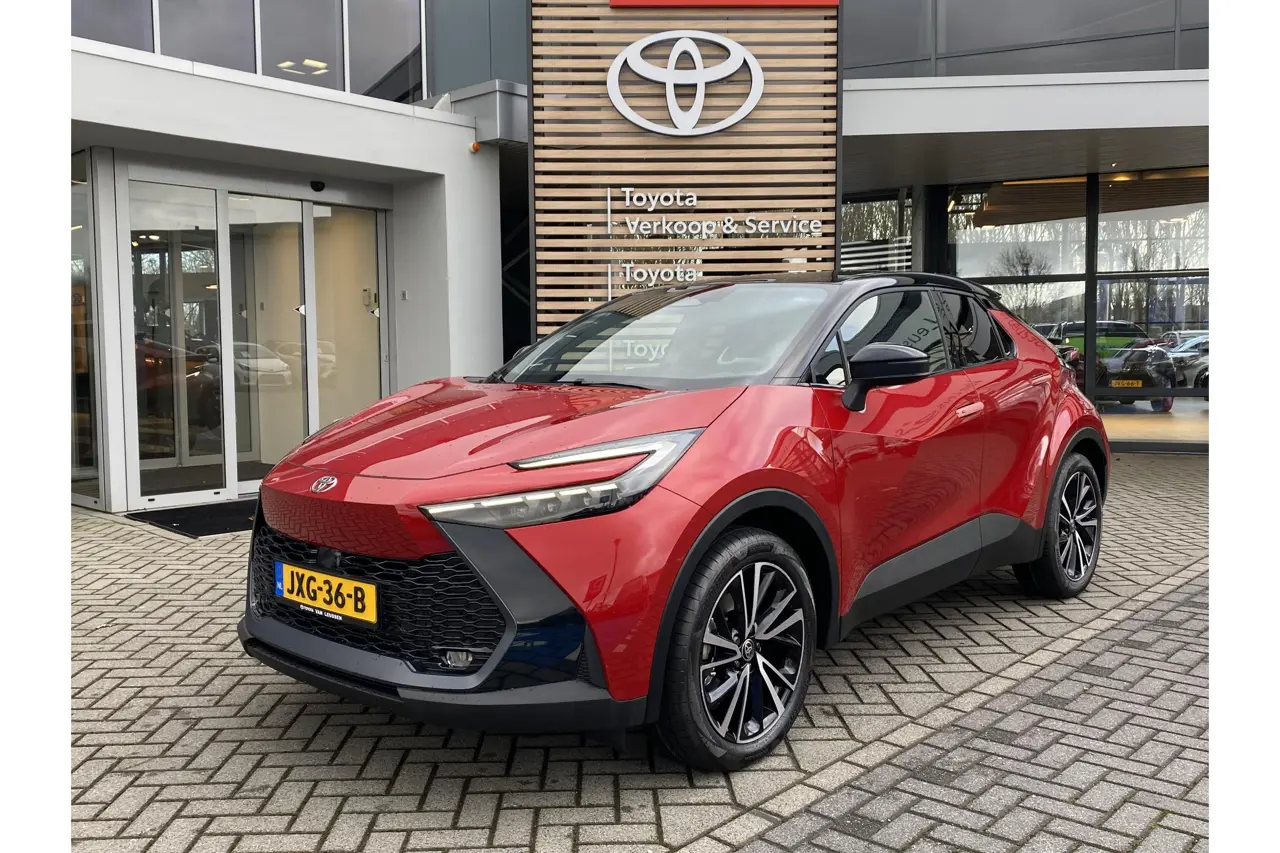Toyota C-HR 2.0 Plug-In Hybrid 220 Executive 2026, foto 1