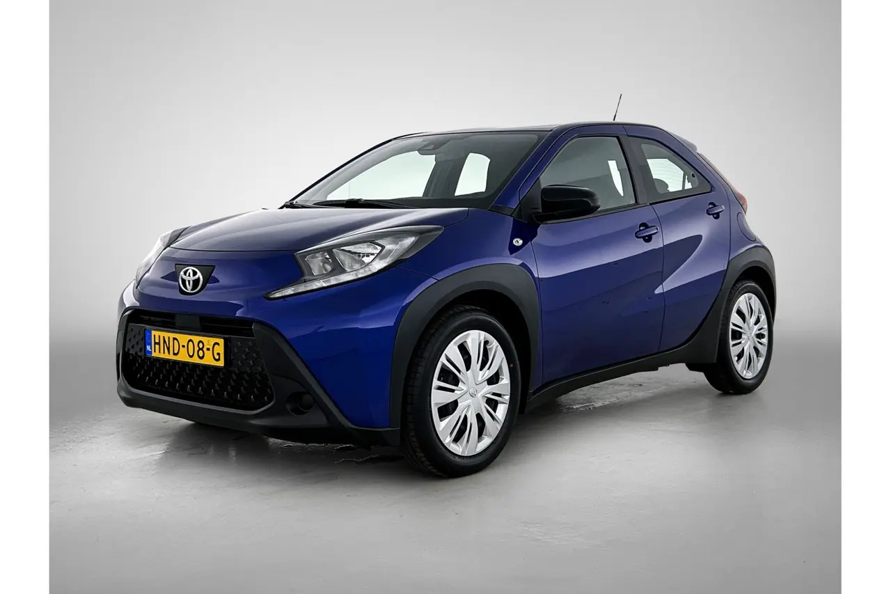 Toyota Aygo X 1.0 VVT-i MT Play 2025, foto 1