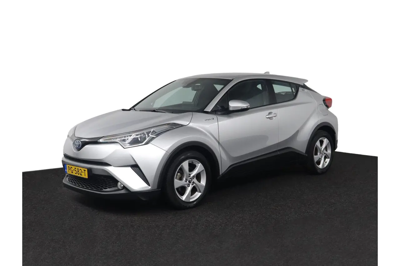 Toyota C-HR 1.8 Hybrid Dynamic 2017, foto 1