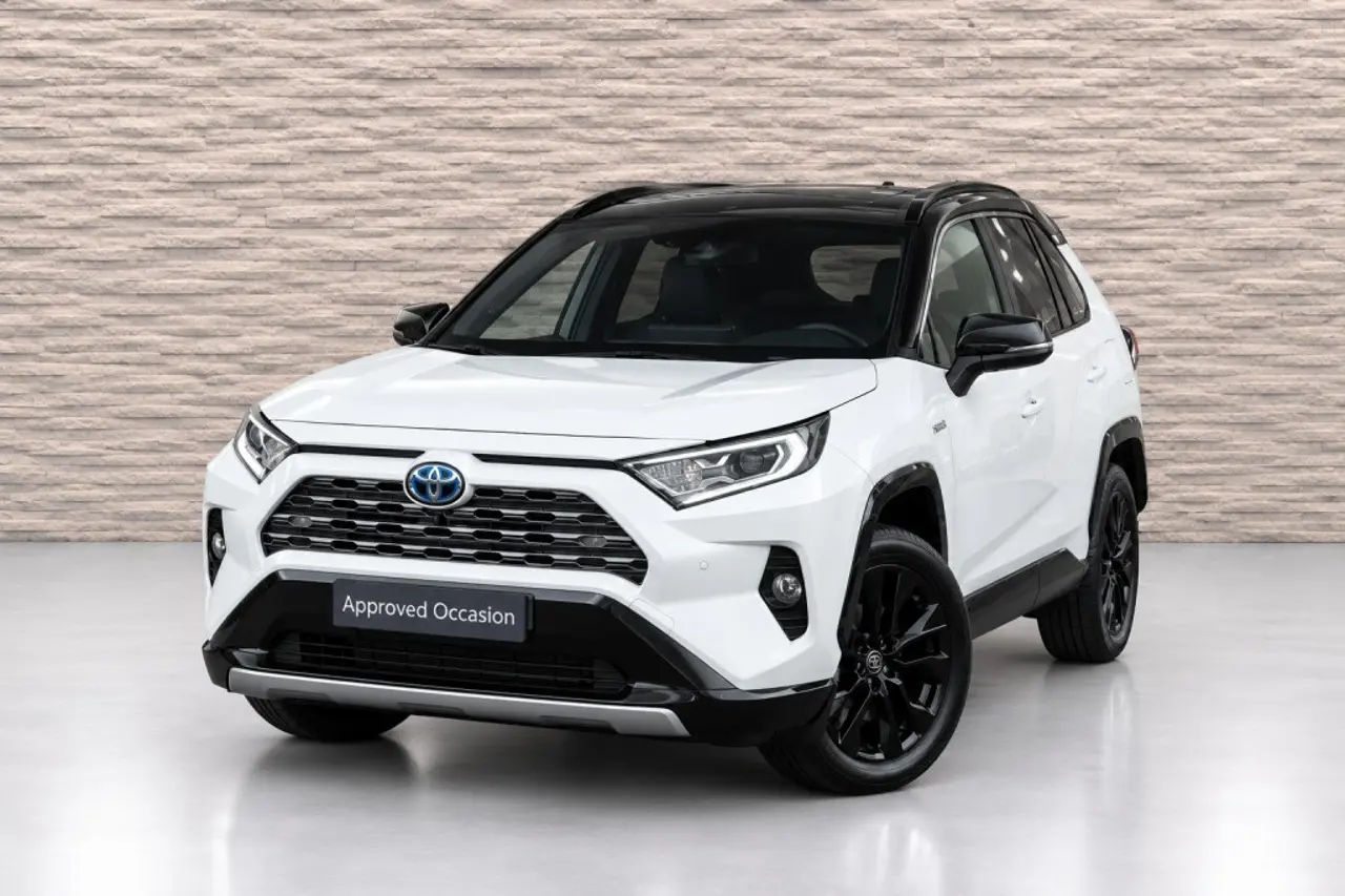 Toyota RAV4 2.5 Hybrid Bi-Tone Automaat 2022, foto 1
