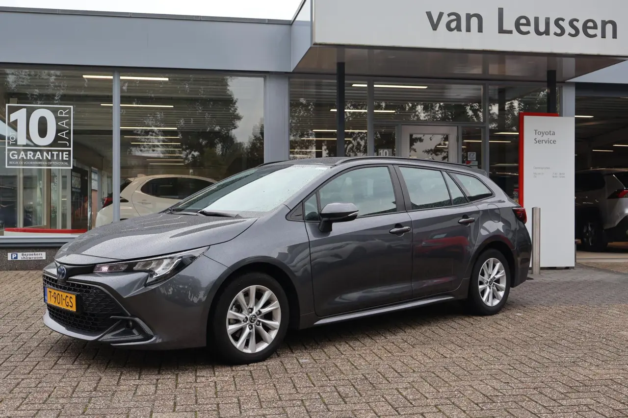 Toyota Corolla Touring Sports Hybrid 140 Active 2023, foto 1