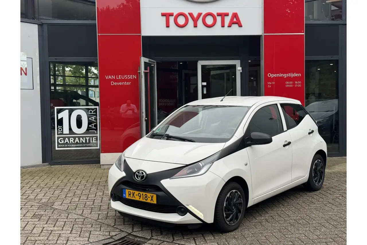 Toyota Aygo Fun 2018, foto 1