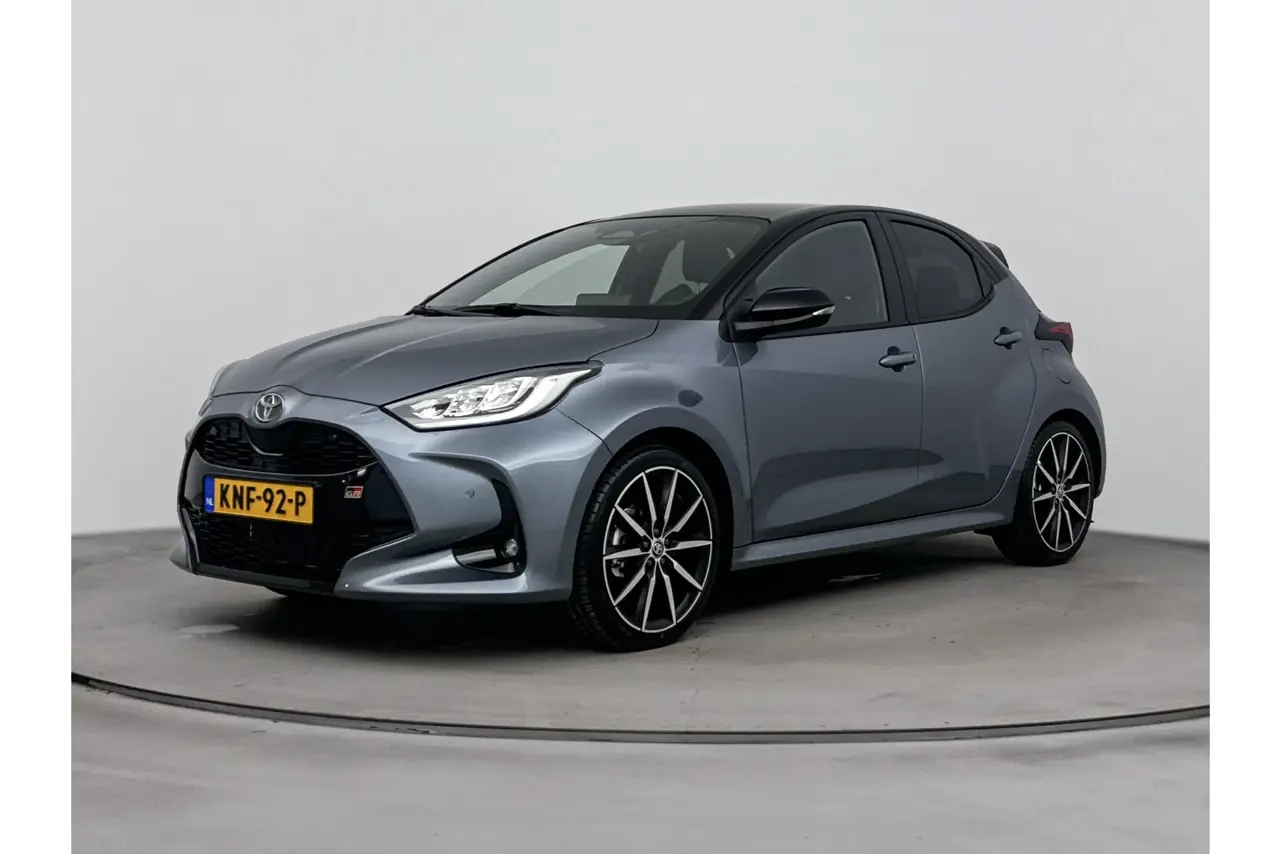 Toyota Yaris 1.5 Hybrid 130 GR SPORT PLUS PACK 2026, photo 1