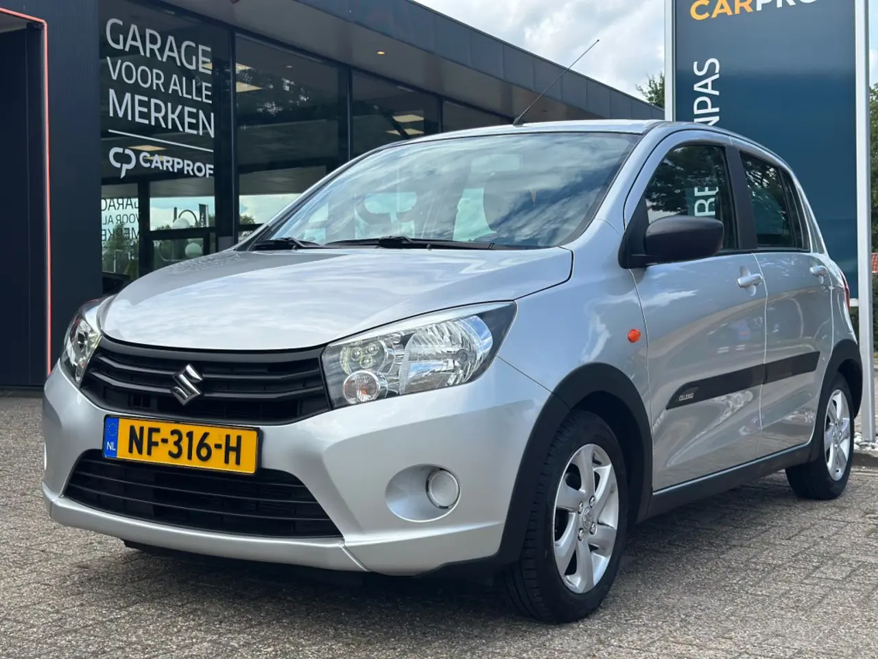 Suzuki Celerio 1.0 Comfort Gt Pack Dealer Onderhouden '' Airco 2017, foto 1