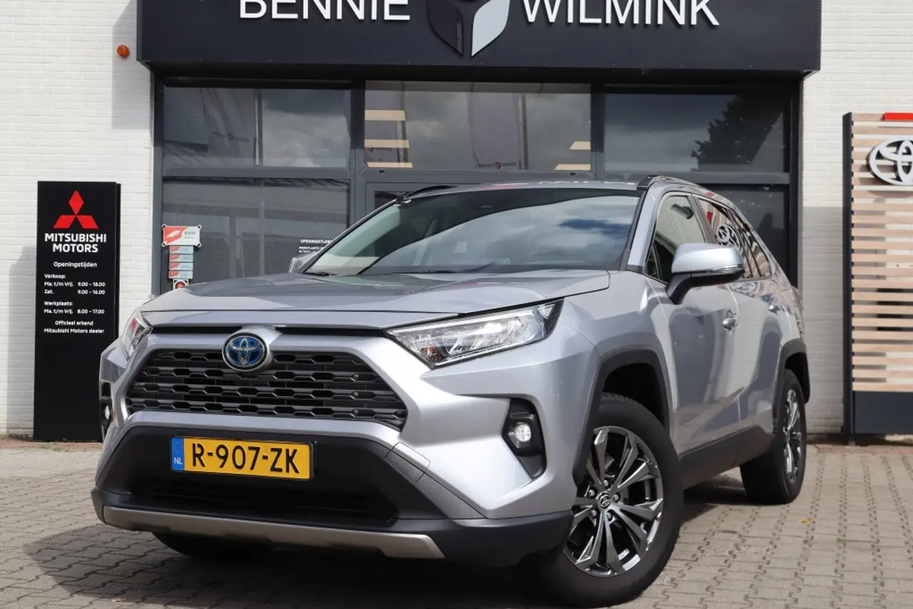 Toyota RAV4 2.5 Hybrid AWD Dynamic 2022, foto 1