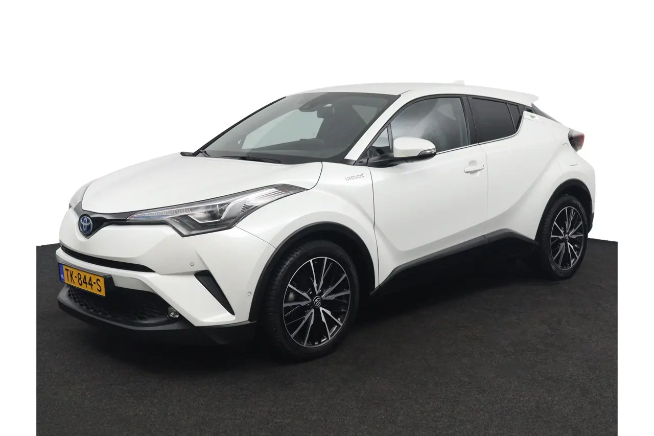Toyota C-HR 1.8 Hybrid Executive Stuurverwarming 2018, foto 1