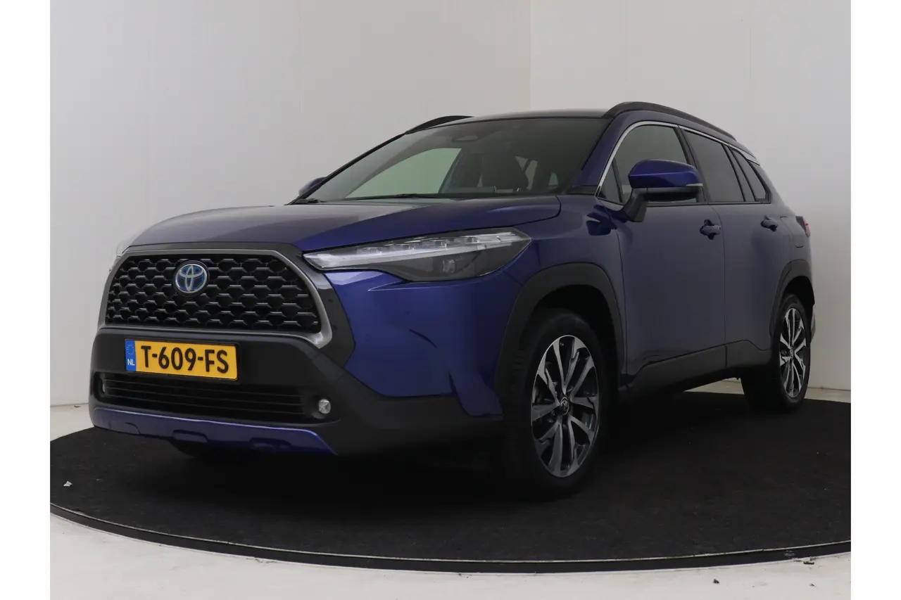 Toyota Corolla Cross 2.0 High Power Hybrid First Edition 2023, foto 1