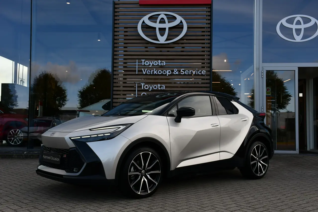 Toyota C-HR Toyota C-Hr 2.0 Hybrid 200 Gr Sport Première Edition Limited Automaat 223Pk 2025, foto 1