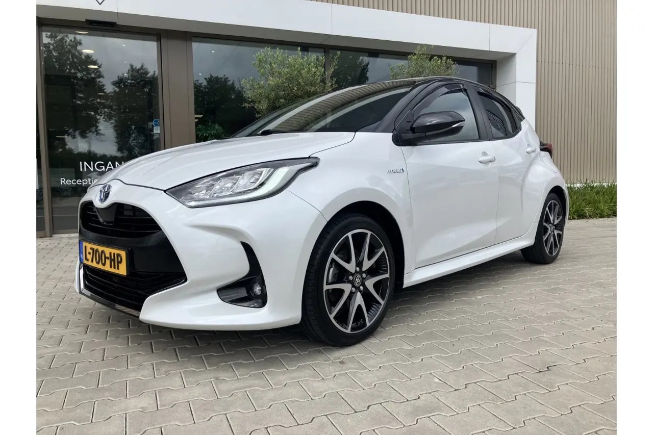 Toyota Yaris 1.5 Hybride Selection 2021, foto 1
